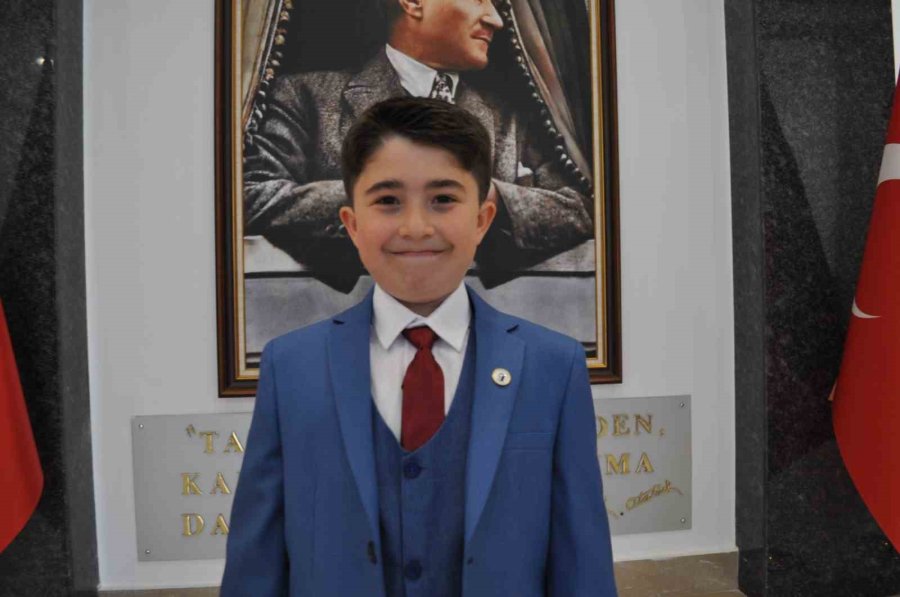 Küçük Vali Deprem Riskine Dikkat Çekti