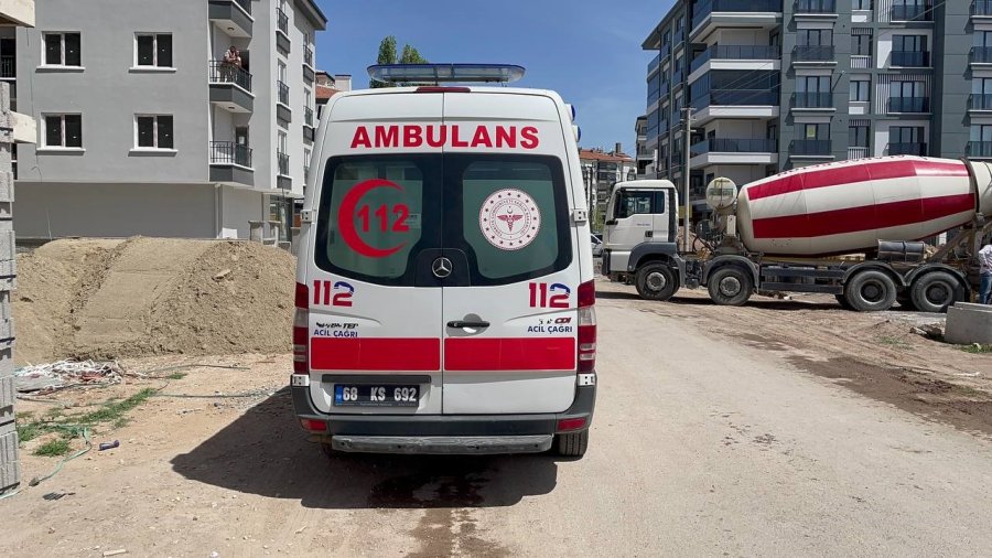 İnşatta Kalp Krizi Geçiren İşçi Hayatını Kaybetti