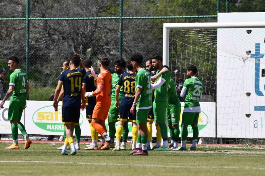 Bölgesel Amatör Lig: Hacılar Erciyesspor: 2 - 12 Bingölspor: 4