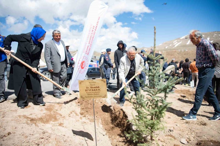 Bakanlık Ve Büyükşehrin Yeşil Projesi İle Hava Kirliliğinin Azaltılması İçin Önemli Bir Adım Atıldı