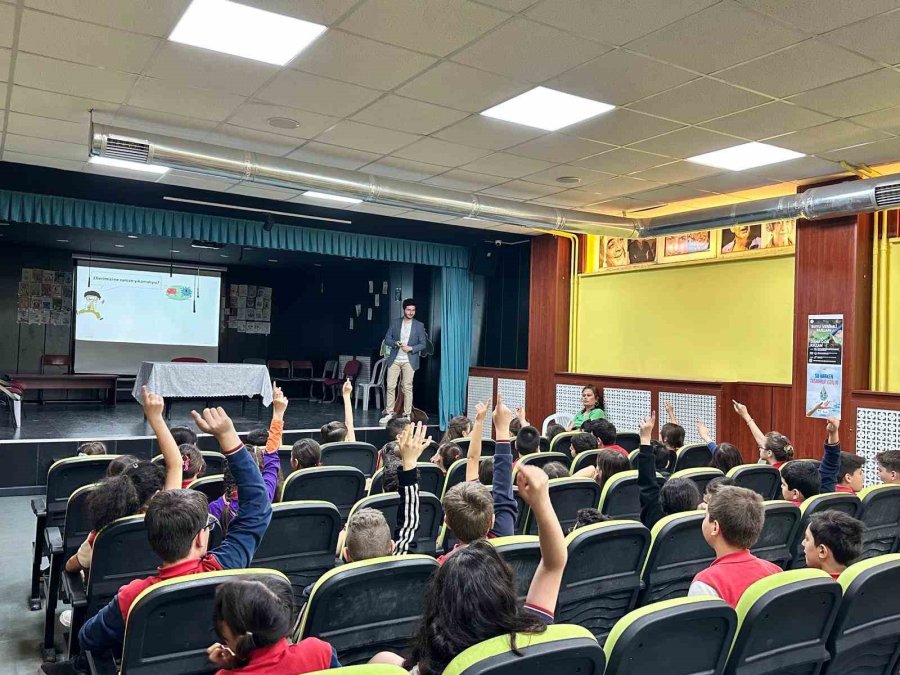 ’halk Sağlığı Tayfaları’ Eğitimleri Devam Ediyor