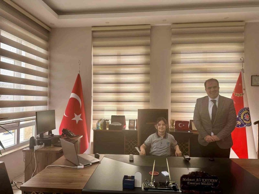 Gazipaşa İlçe Emniyet Müdürü Kayhan Koltuğunu Buse’ye Devretti