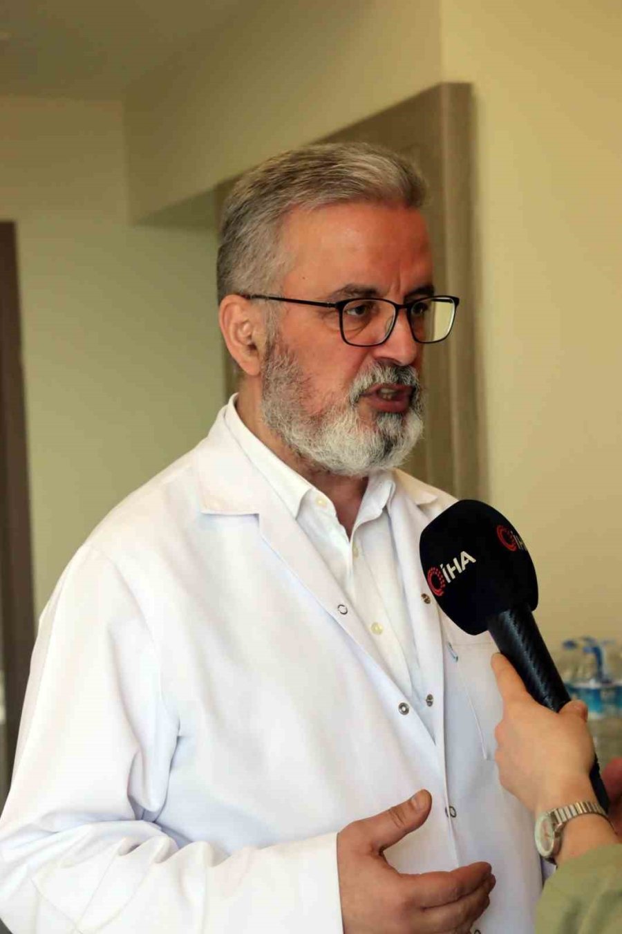 Beyin Tümörünü Burun Deliğinden Çıkardılar