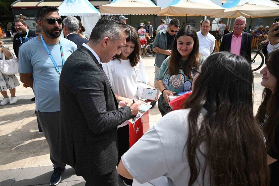 59. Cumhurbaşkanlığı Türkiye Bisiklet Turu’nun Kemer-kaş Etabı Başladı