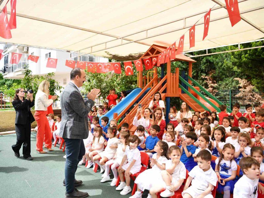 Başkan Kotan, Miniklerle 23 Nisan’ı Kutladı
