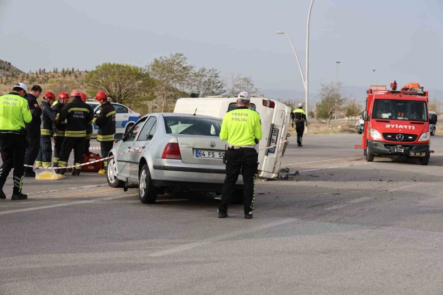 Kullandığı Minibüsün Altında Kalan Sürücü Hayatını Kaybetti