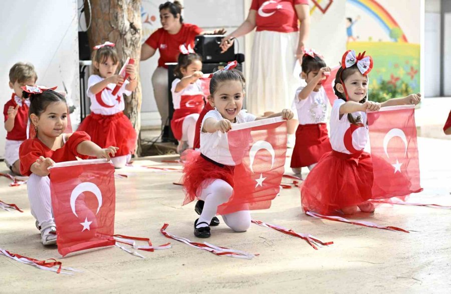 Muratpaşa’da 23 Nisan Coşkusu