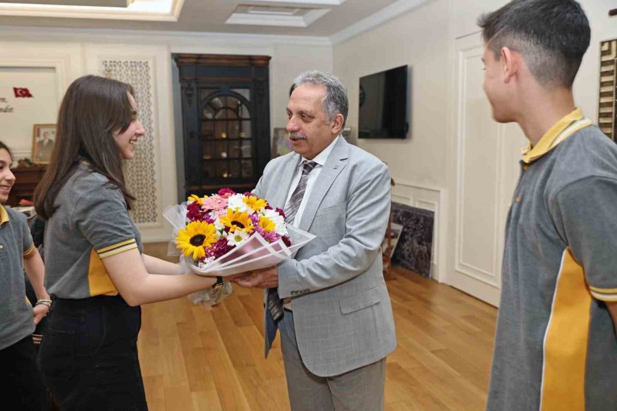 Başkan Yalçın’a 23 Nisan Ziyareti