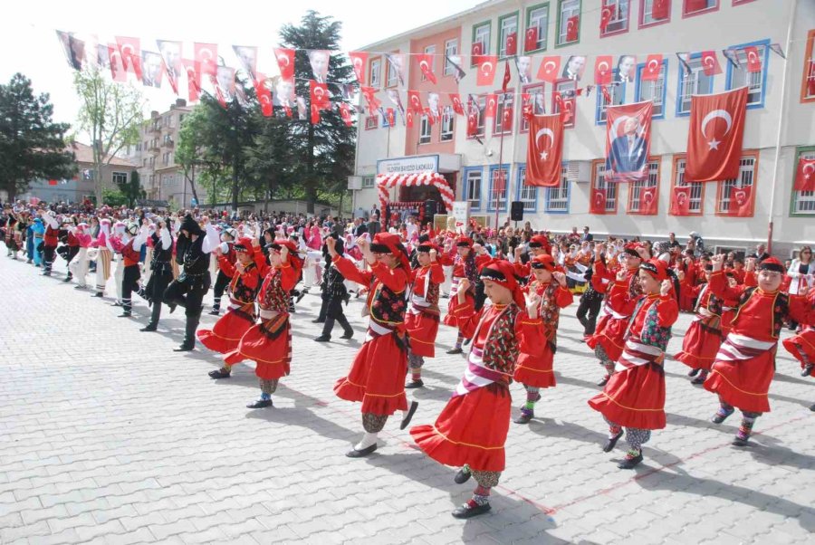 Akşehir’de 23 Nisan Coşkusu