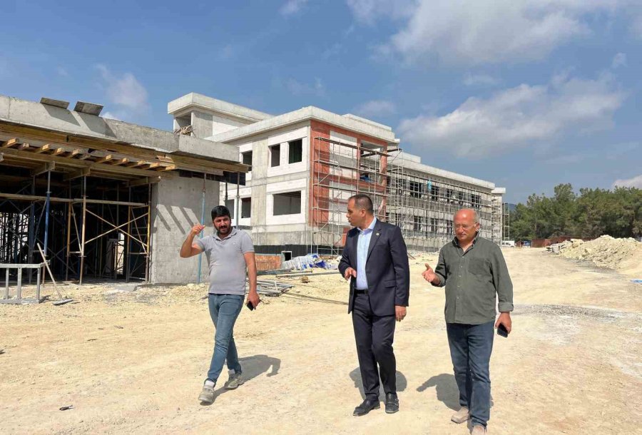 Mezitli Devlet Hastanesi İnşaatında Çalışmaların Yüzde 40’ı Tamamlandı