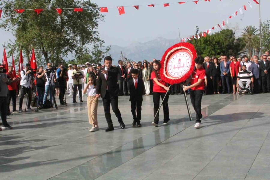 Antalya’da 23 Nisan Kutlama Programları Başladı