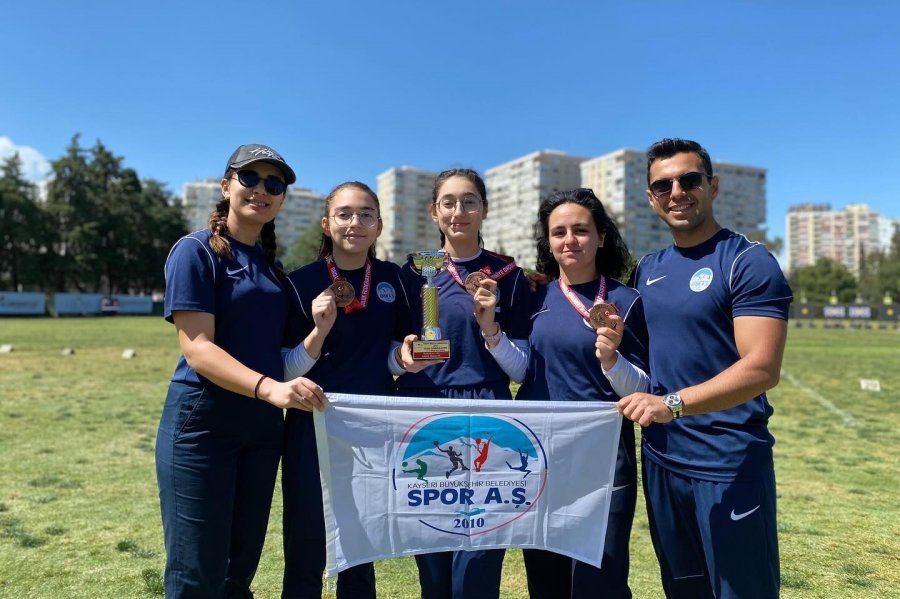Kayseri Spor A.ş Sporcuları Madalyalara Ambargo Koydu