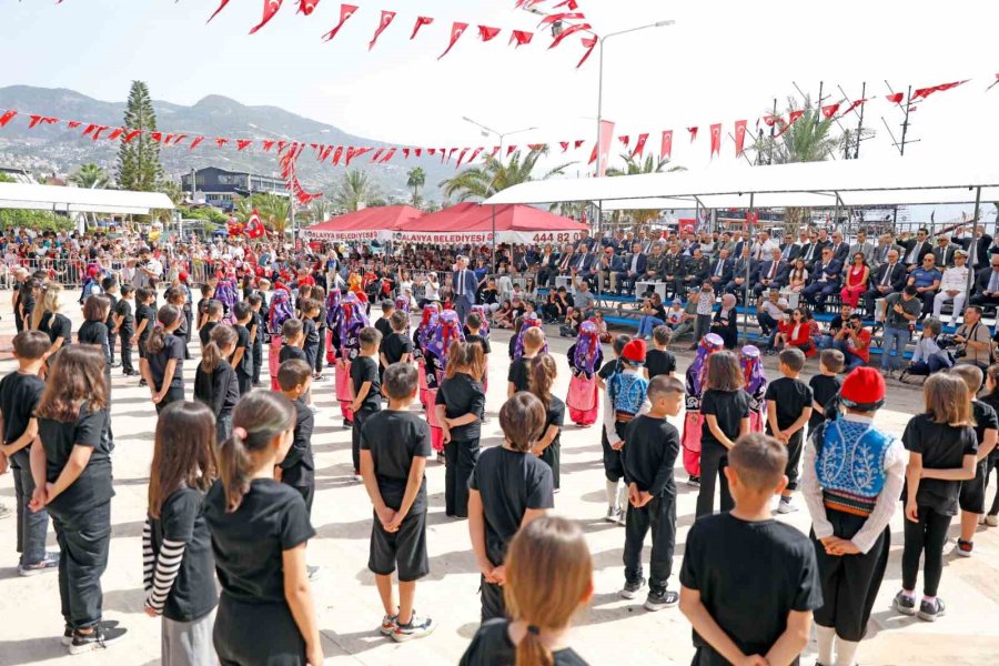 Dünya Çocukları 23 Nisan’da Alanya’da Buluştu