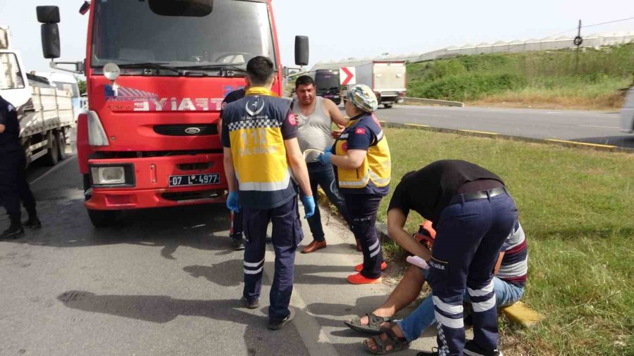 Lastiği Patlayan Kamyon Faciaya Neden Oluyordu