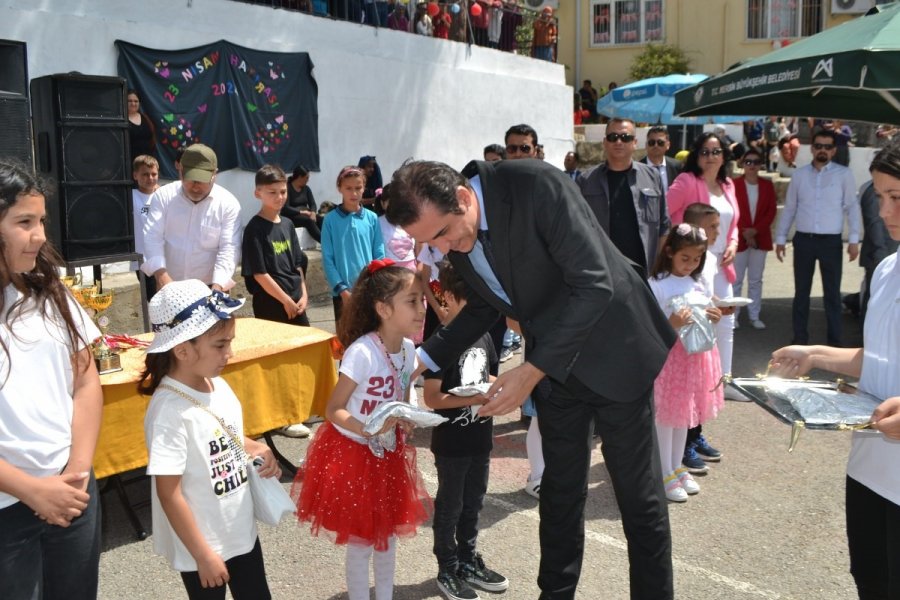 23 Nisan Bozyazı’da Coşkuyla Kutlandı