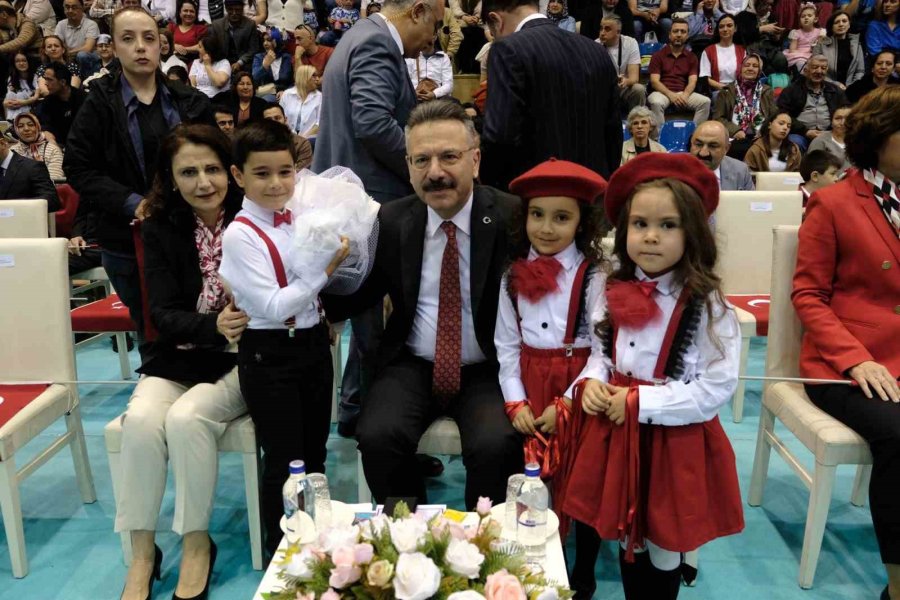 Esogü’de Düzenlenen Törenle Çocuk Bayramı Coşkuyla Kutlandı