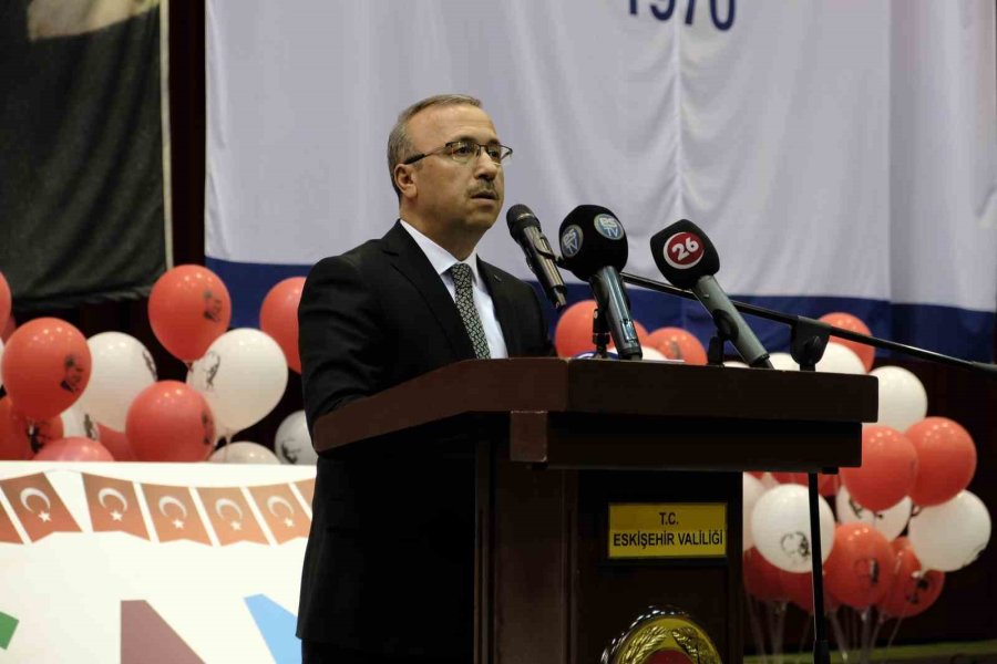 Esogü’de Düzenlenen Törenle Çocuk Bayramı Coşkuyla Kutlandı