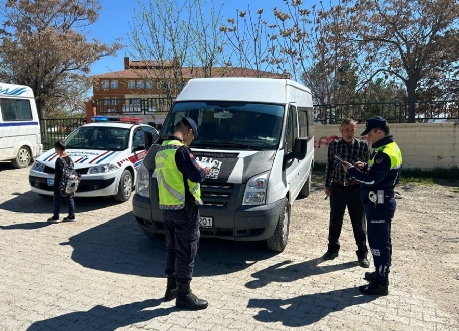 Eskişehir’de 576 Okul Servisine 17 Bin 690 Lira Trafik Cezası Kesildi