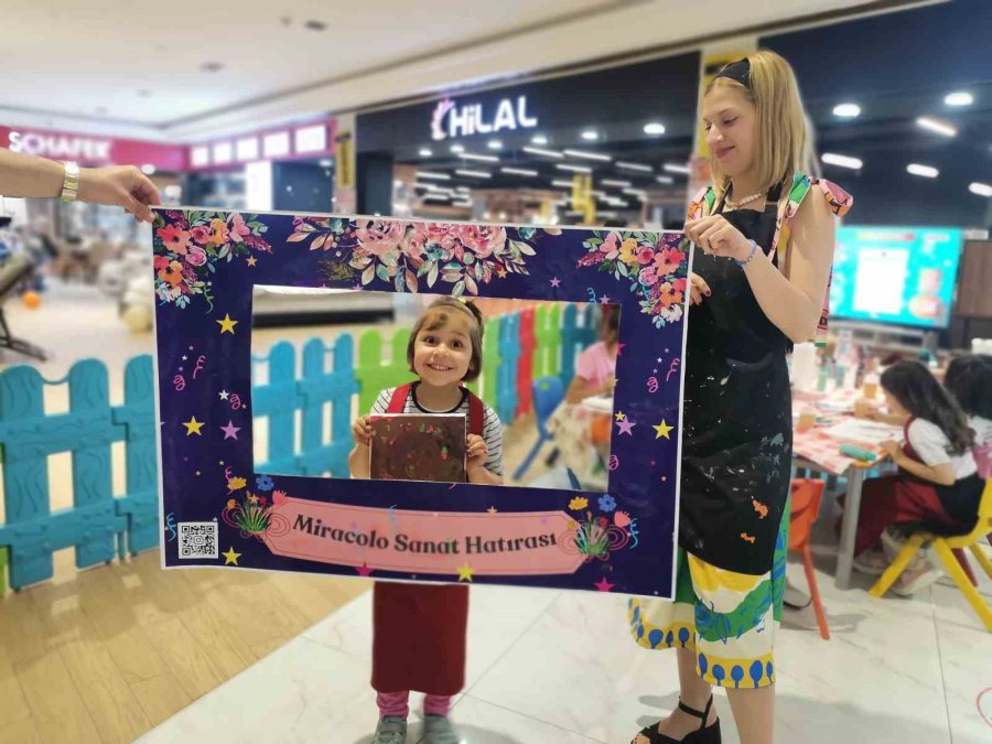 Çocuklar Bayramlarını Hilal’de Kutladı