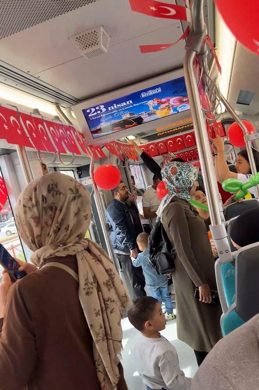 Büyükşehir Ulaşım A.ş.’nin “çocuk Treni” İle Eğlenceli Yolculuk