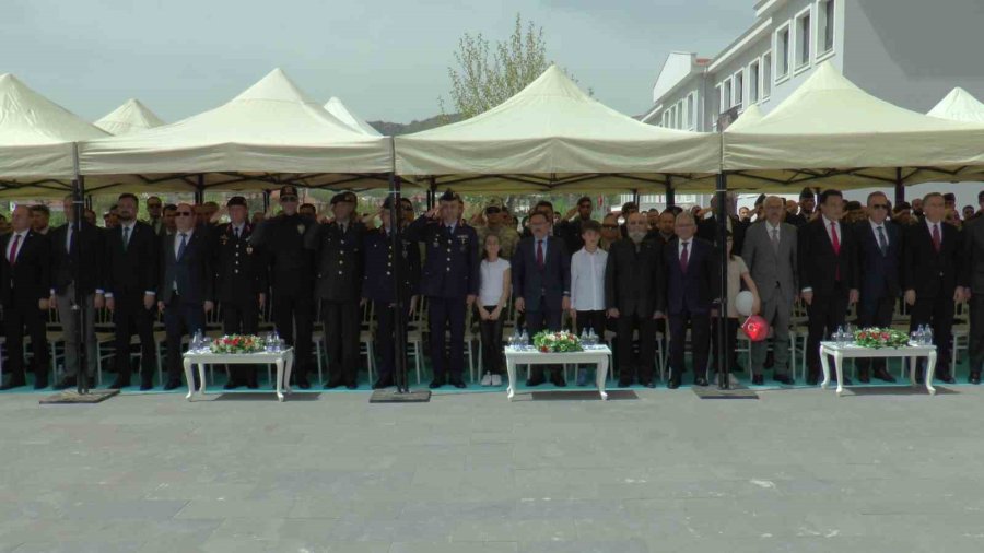 Kayseri’de Çocuklar 23 Nisan’ı Coşkuyla Kutladı