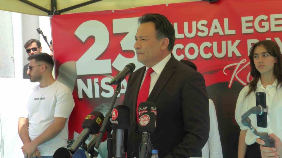 Kayseri’de Çocuklar 23 Nisan’ı Coşkuyla Kutladı