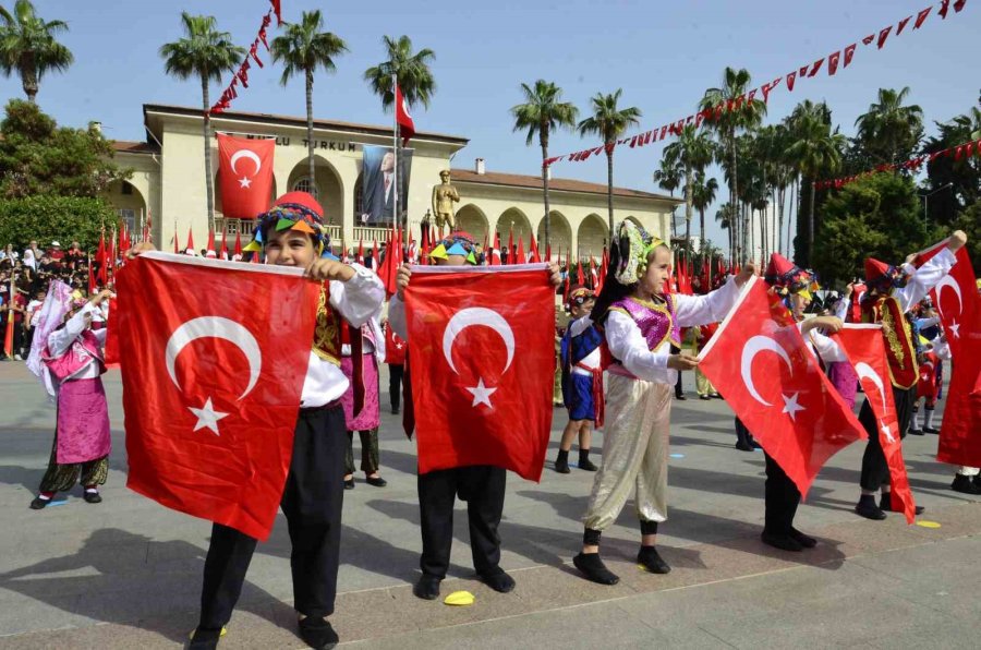 Mersin’de 23 Nisan Kutlandı