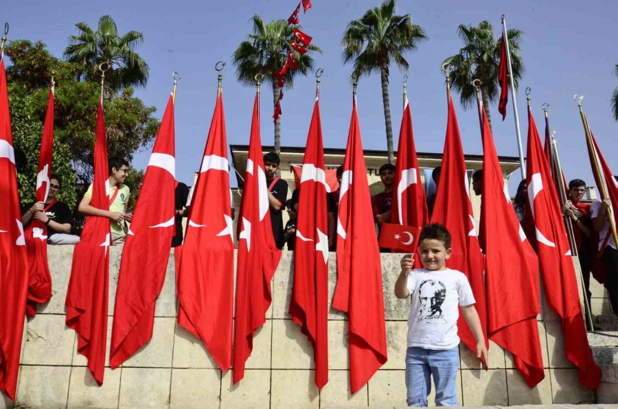 Mersin’de 23 Nisan Kutlandı