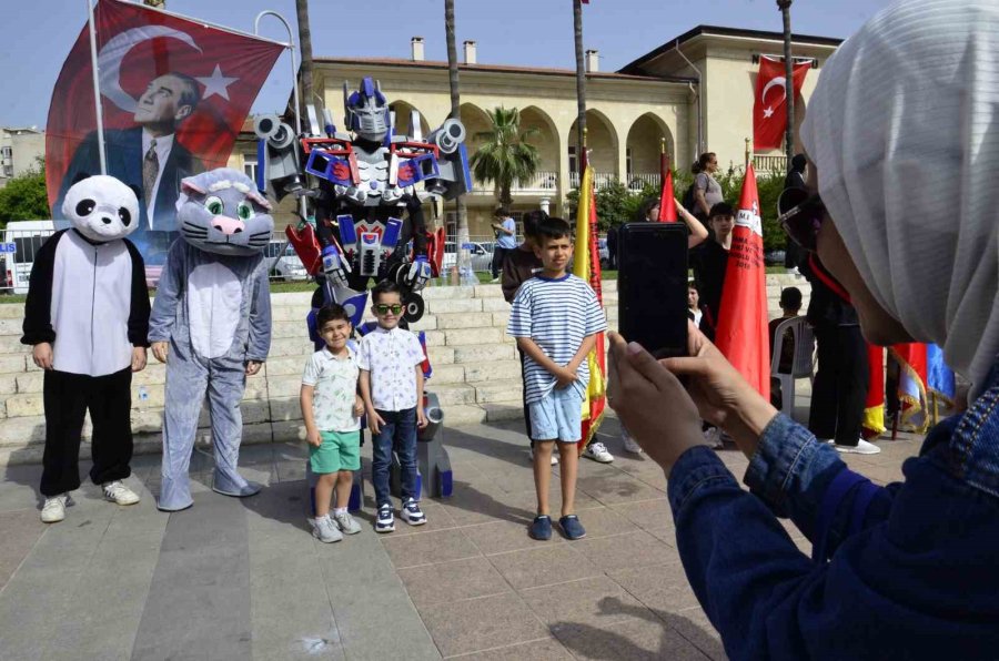 Mersin’de 23 Nisan Kutlandı