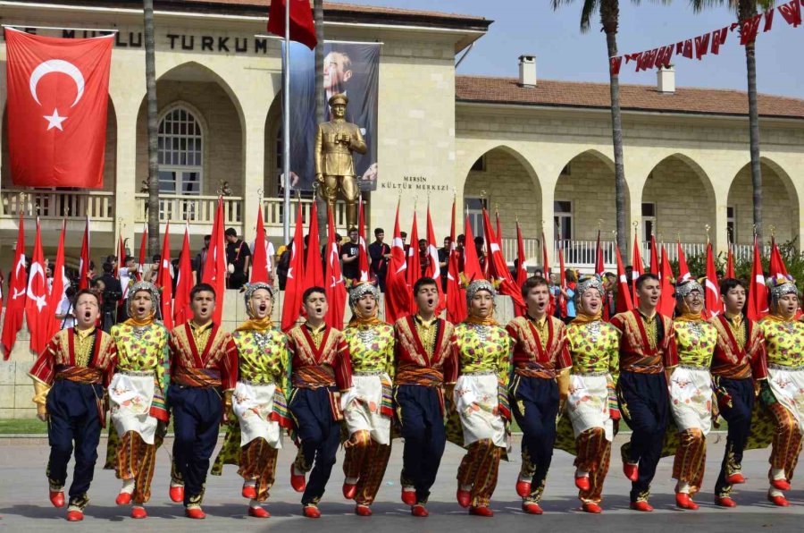 Mersin’de 23 Nisan Kutlandı