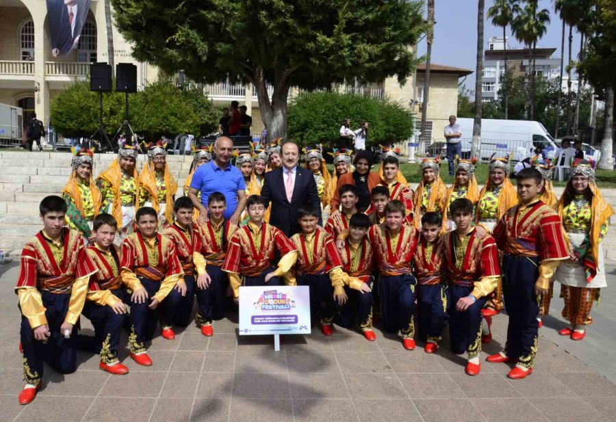 Mersin’de 23 Nisan Kutlandı