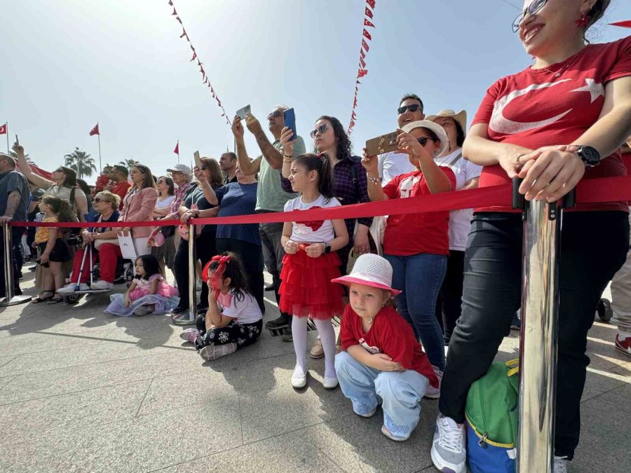 Mersin’de 23 Nisan Kutlandı