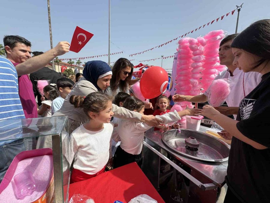 Mersin’de 23 Nisan Kutlandı