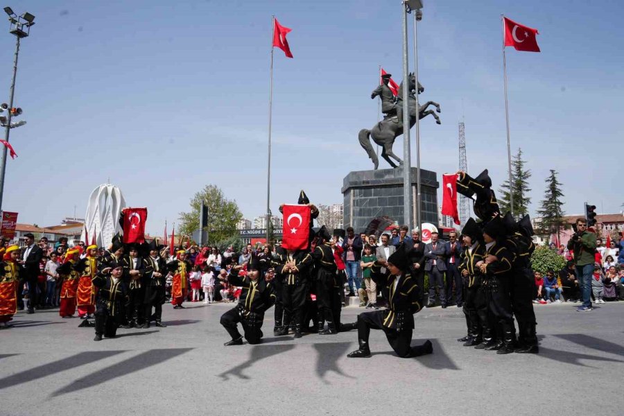 Niğde’de 23 Nisan Ulusal Egemenlik Ve Çocuk Bayramı Kutlandı