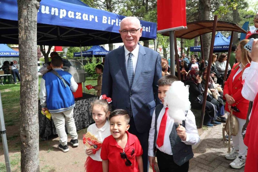 Odunpazarı, Çocuk Bayramı’nı Muhteşem Bir Şenlikle Kutladı