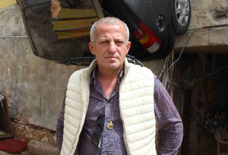 Alanya’da Duvara Asılı Cezalı Otomobile Teklif Yağıyor