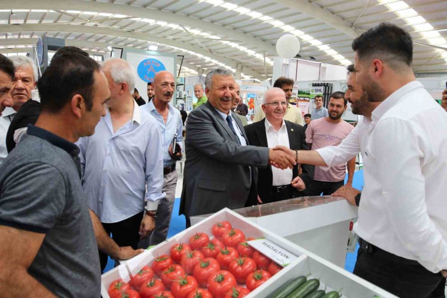 3. Kaş Kınık Tarım Fuarı Açıldı