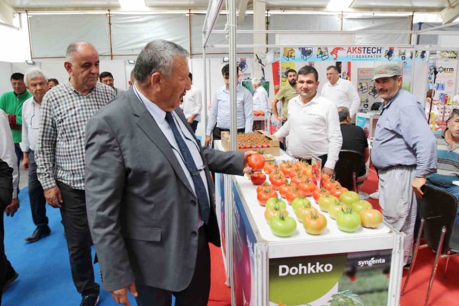 3. Kaş Kınık Tarım Fuarı Açıldı