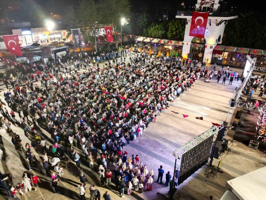 Kemer’in Çocuklarından Cumhuriyet Ve Atatürk’e Vefa Konseri