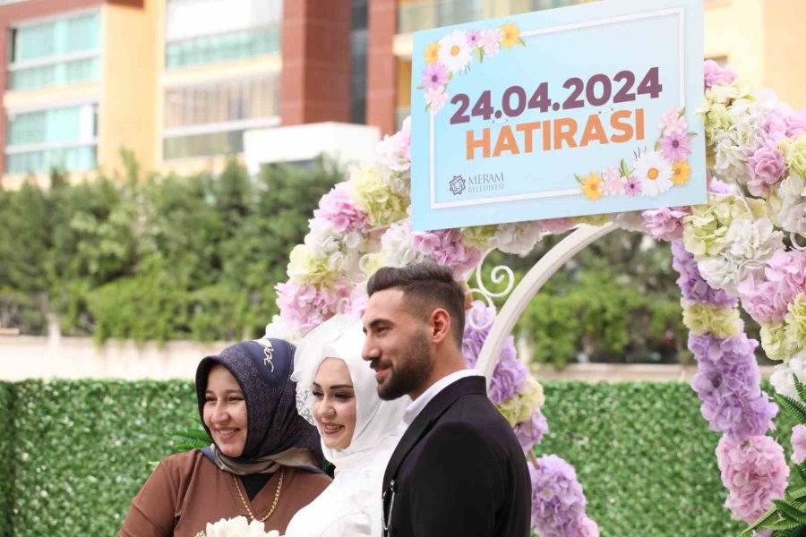 Evlenen Çiftlerin Tercihi: 24.04.2024