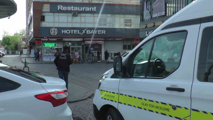 Kayseri’de İş Yeri Kurşunlandı