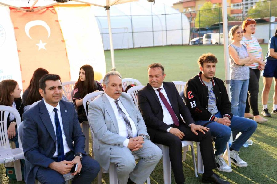 Talas Altyapıda Uluslararası Maç