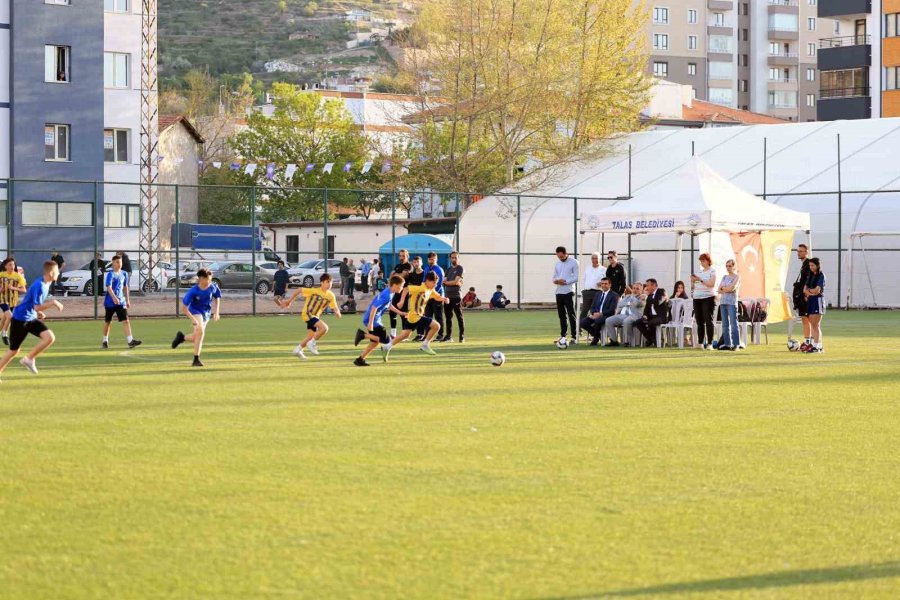 Talas Altyapıda Uluslararası Maç