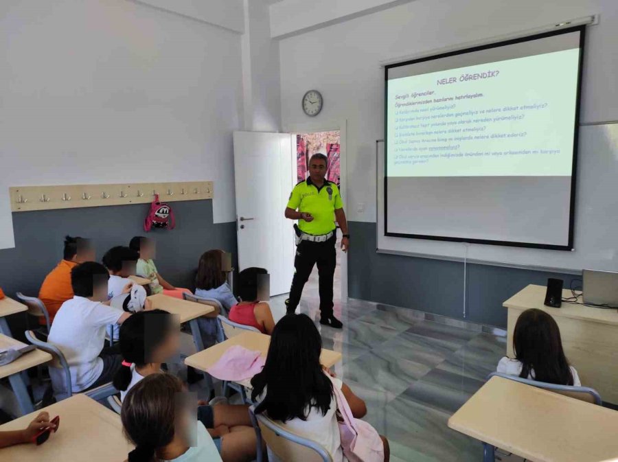 Çocuklara Akülü Ve Aküsüz Araçlar İle Trafik Eğitimi