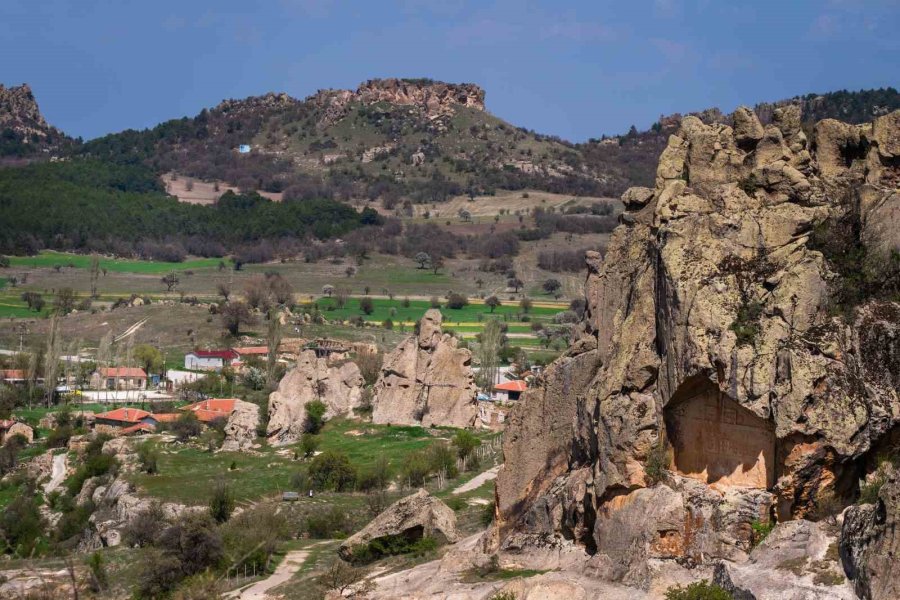 Frig Vadisi Kartpostallık Görüntüleriyle Hayran Bırakıyor