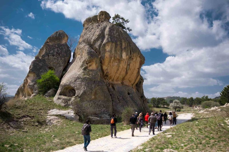 Frig Vadisi Kartpostallık Görüntüleriyle Hayran Bırakıyor