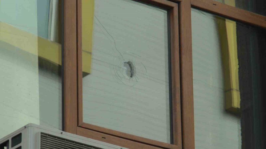 Kayseri’de İş Yeri Kurşunlandı