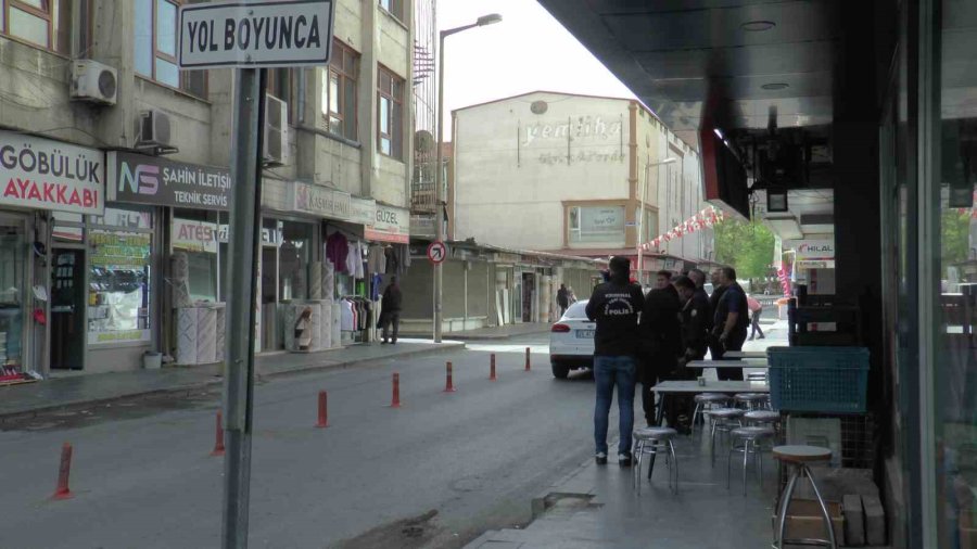 Kayseri’de İş Yeri Kurşunlandı