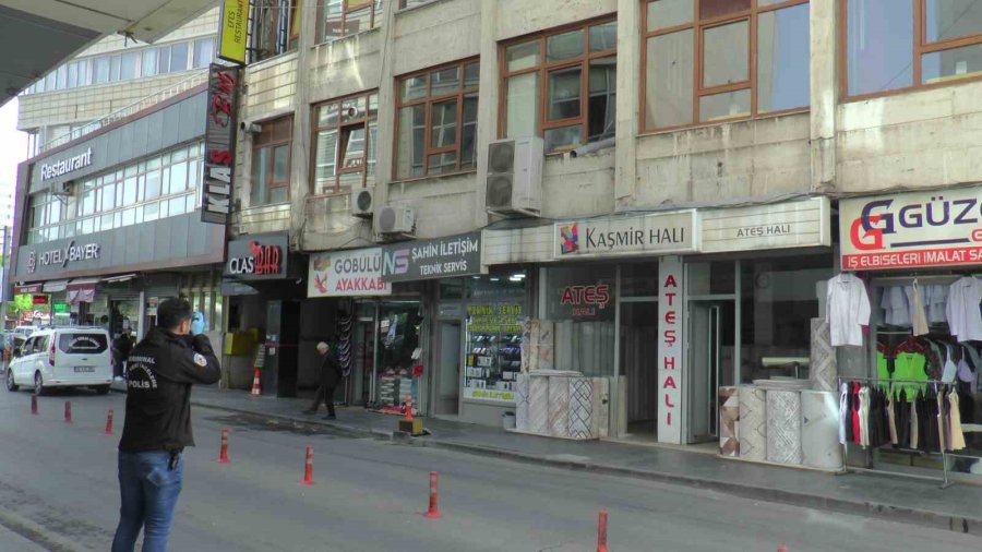 Kayseri’de İş Yeri Kurşunlandı