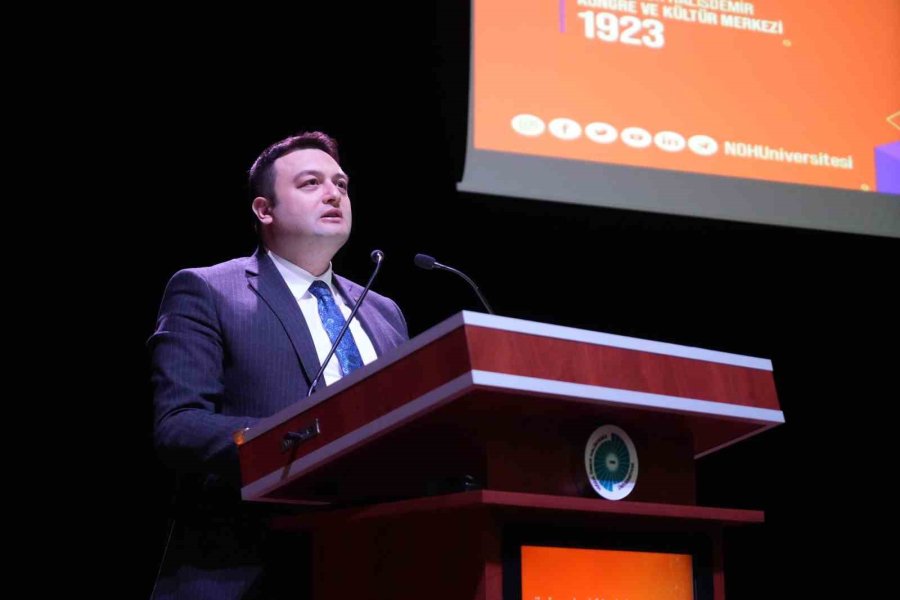 Niğde Ömer Halisdemir Üniversitesinde "kariyer Günlükleri 2" Programı Gerçekleştirildi